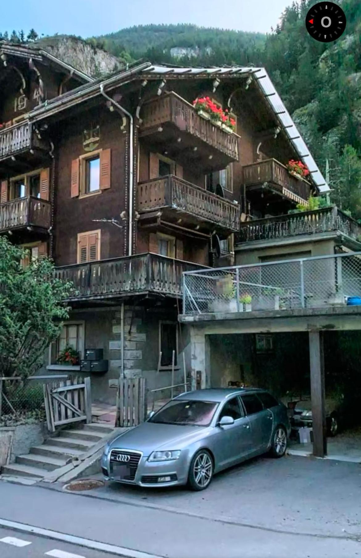 5 Zimmer-wohnung Mit Garage Und Sauna