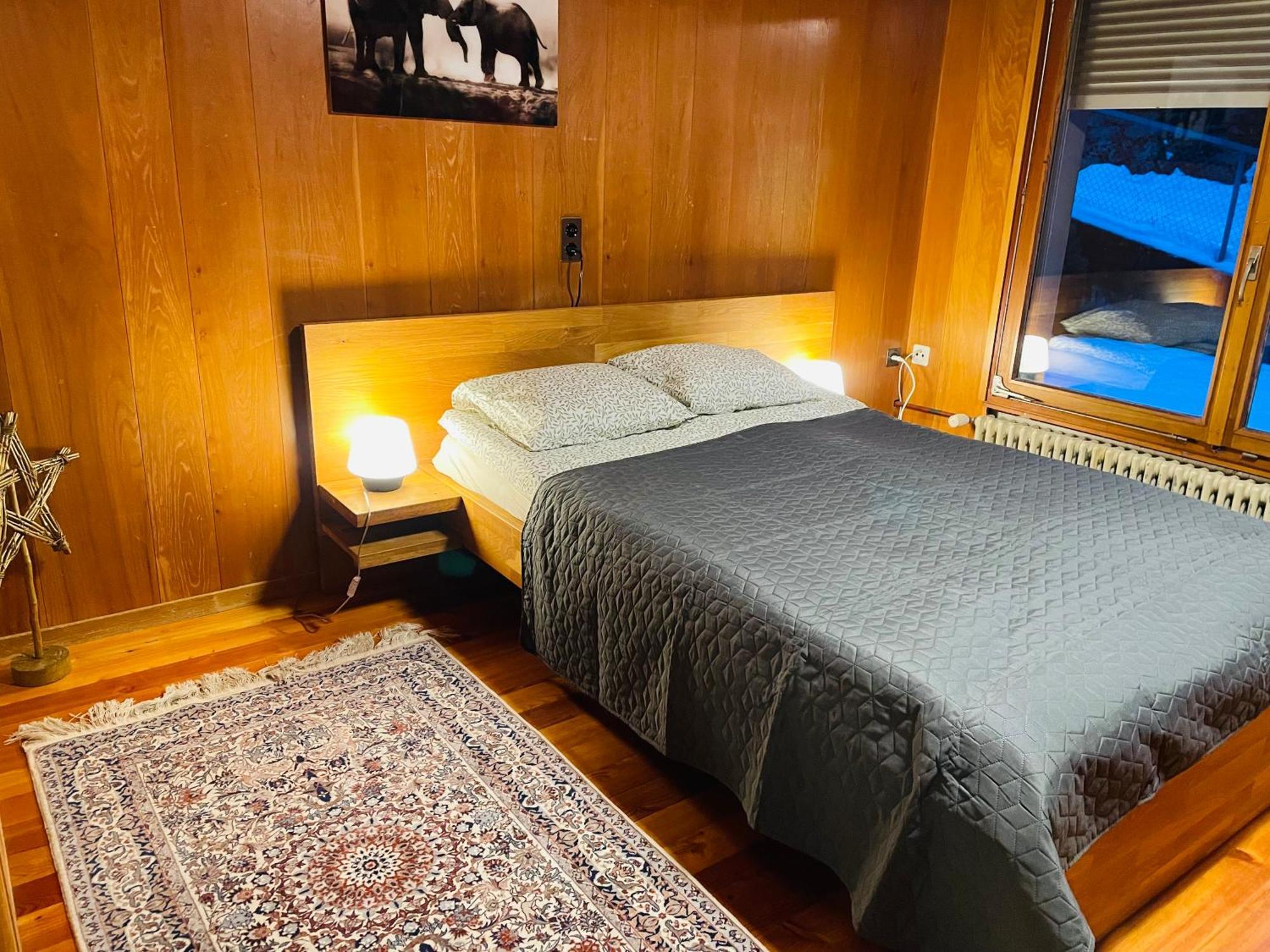 Apartment 5 Zimmer-wohnung Mit Garage Und Sauna *