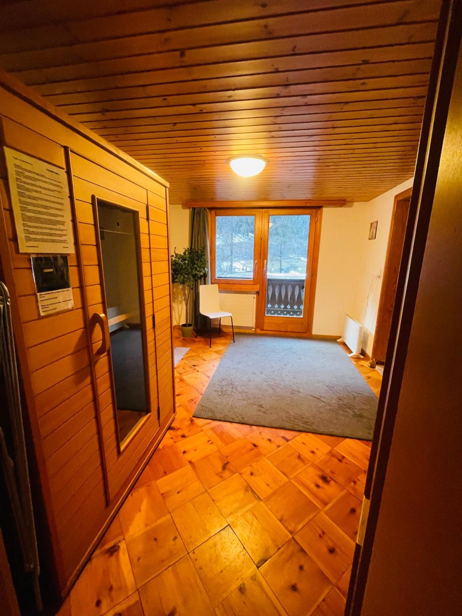 5 Zimmer-wohnung Mit Garage Und Sauna * Sankt Niklaus