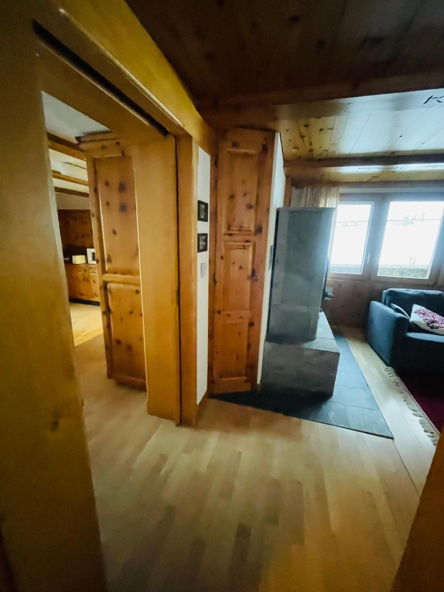 5 Zimmer-wohnung Mit Garage Und Sauna Sankt Niklaus