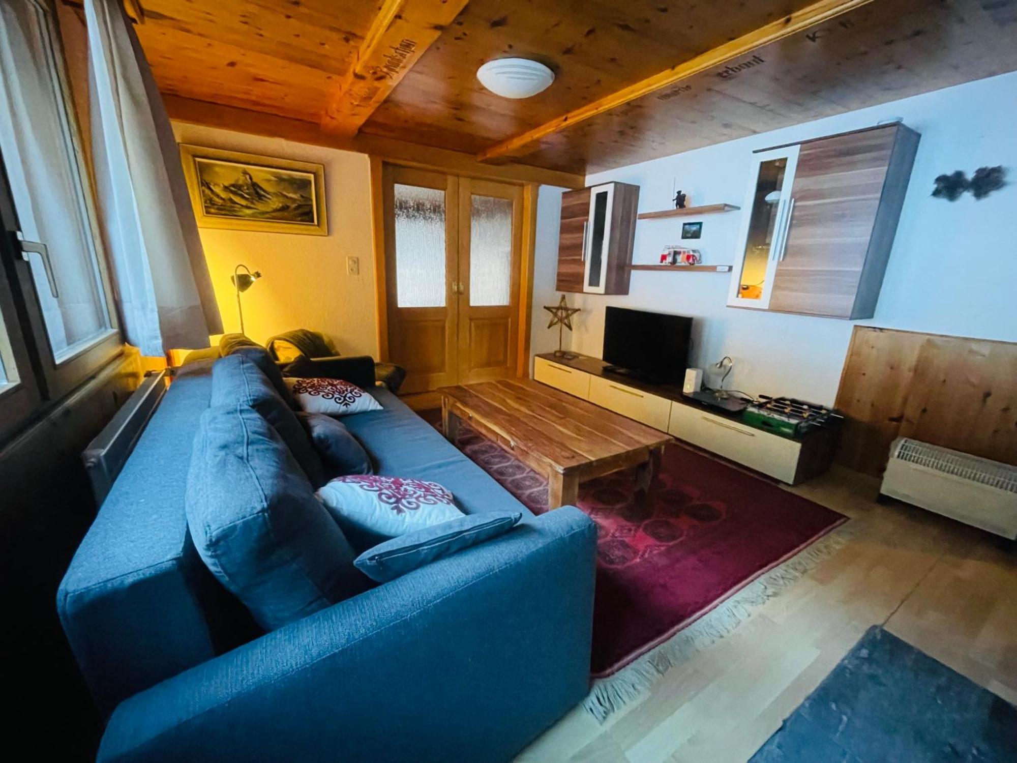 Apartment 5 Zimmer-wohnung Mit Garage Und Sauna *